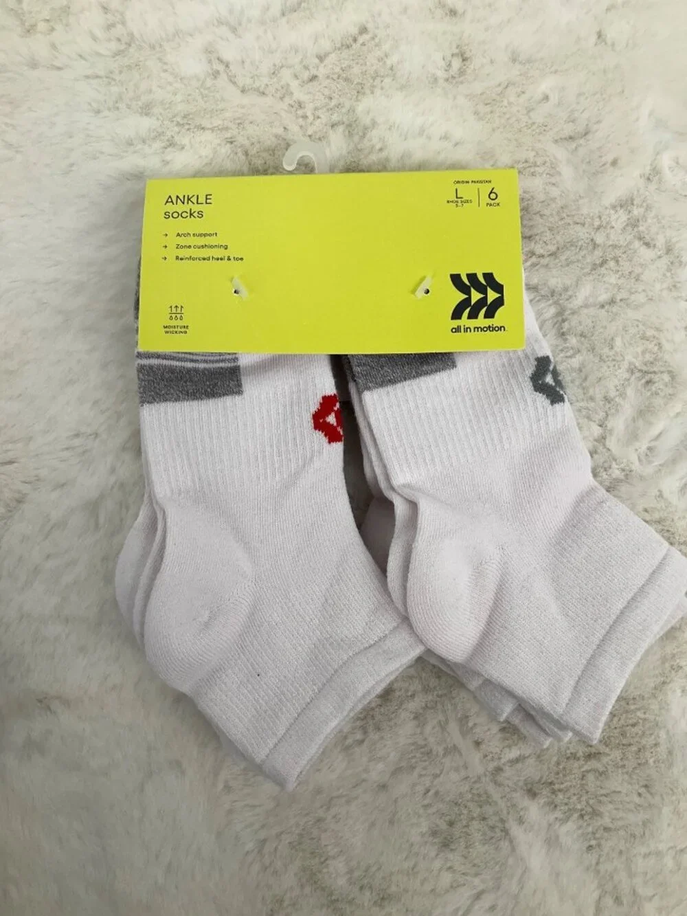 All in Motion Boys' Ankle Socks 6 pk size Large shoe size 3-7 White NEW